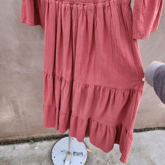 Loveriche shirred bodice ruffle midi dress rust/ brick red colored - Picture 6 of 10